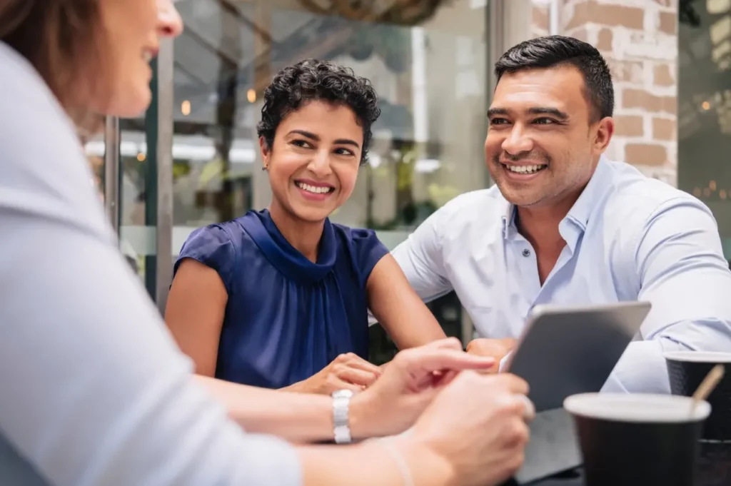 Customer Relationship Management Guide Build Stronger Customer Connections and Grow Your Business