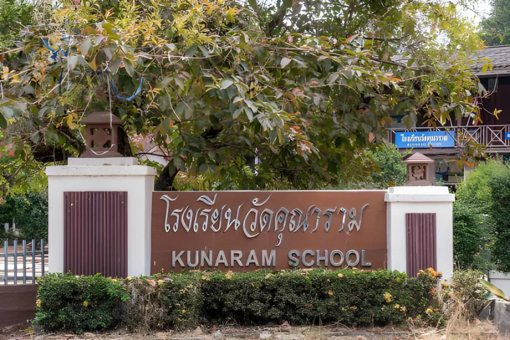 How Non-Native Speakers Are Supported at an English Curriculum School in Koh Samui
