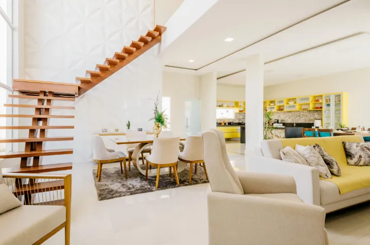 How to Arrange Living Room Furniture for Comfort and Functionality